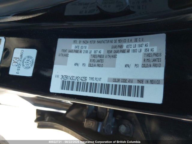 3MZBN1W30JM214239 Mazda py