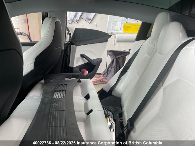 5YJ3E1ET1RF881510 Tesla MODEL 3