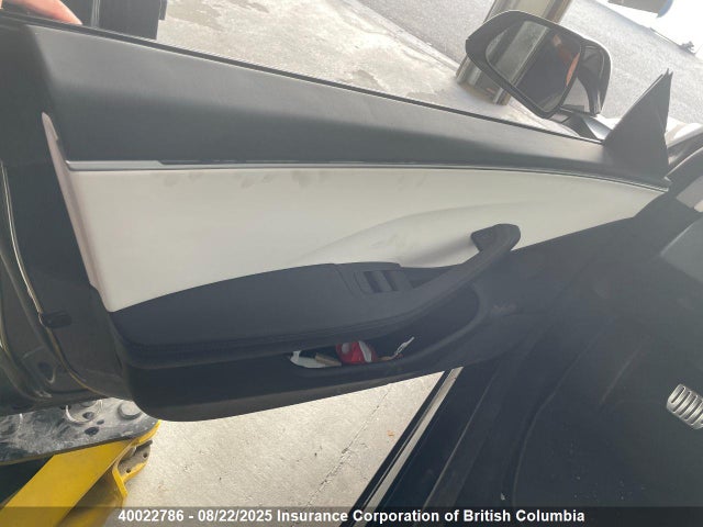 5YJ3E1ET1RF881510 Tesla MODEL 3