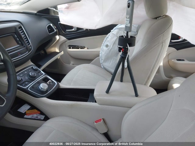 Chrysler 2016 2016 1C3CCCFB5GN180513 Image 5