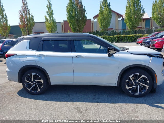 JA4J4WA81RZ618687 Mitsubishi Outlander