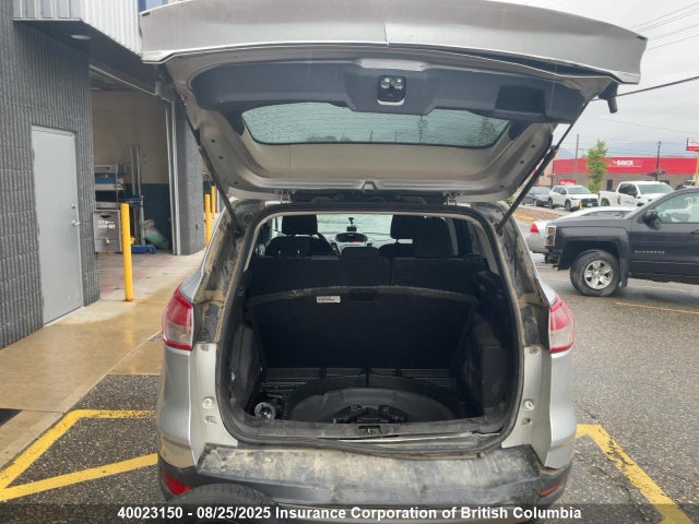 1FMCU9G9XFUB85181 Ford Escape