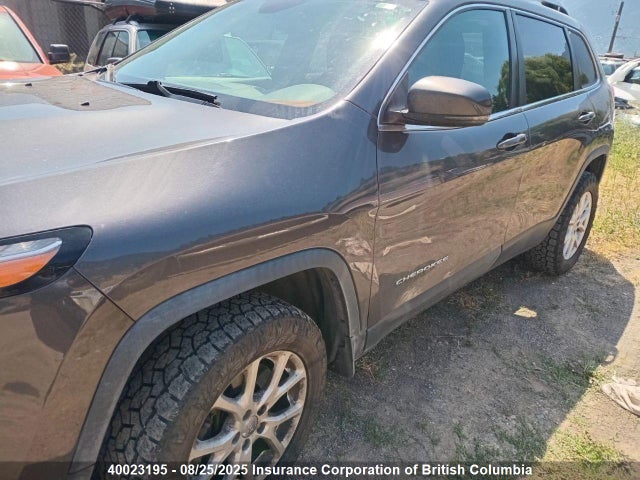 Jeep 2015 2015 1C4PJMCS3FW668672 Image 2