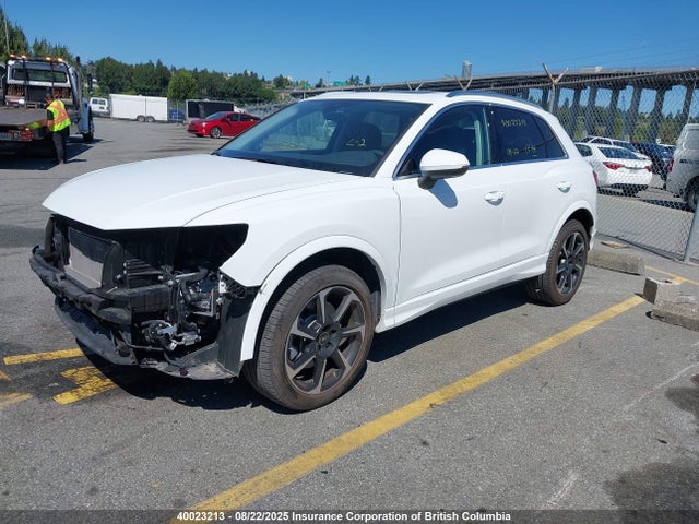 Audi 40 tfsi 2022 WA1BUCF32N1063550 Image 2