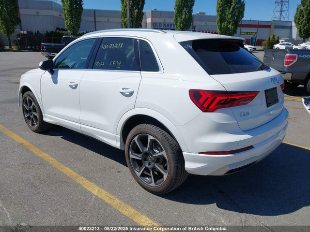 Audi 40 tfsi 2022 WA1BUCF32N1063550 Image 3