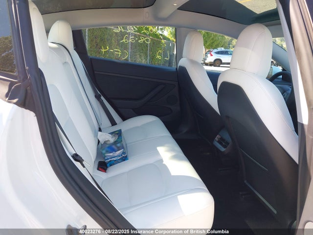 5YJ3E1EA2MF048872 Tesla MODEL 3