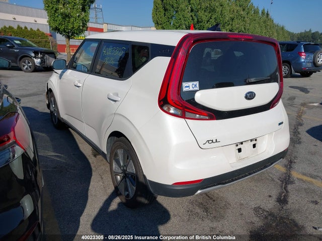 KIA 2020 2020 KNDJ23A26L7006963 Image 3