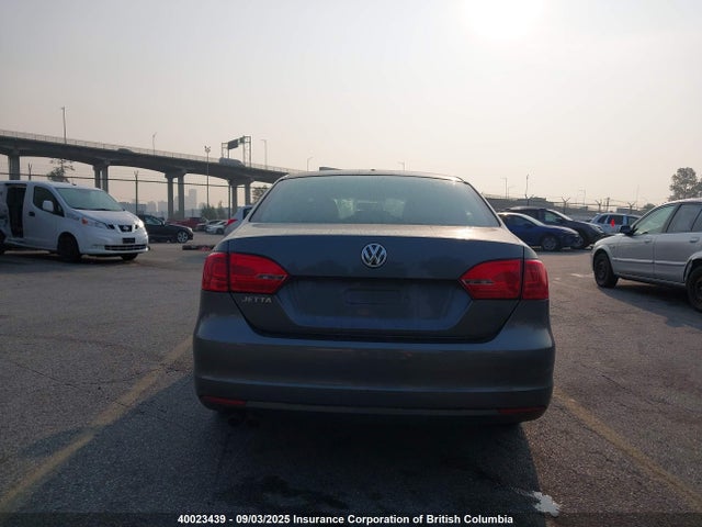 3VW2K7AJ8EM357933 Volkswagen Jetta