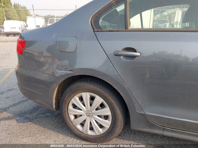 3VW2K7AJ8EM357933 Volkswagen Jetta