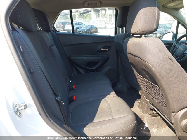 Chevrolet LUV 2015 3GNCJKSB8FL238301 Image 8