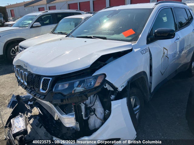 Jeep Compass 2023 3C4NJDBN5PT534305 Image 2