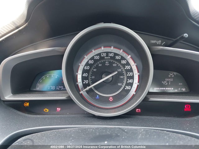 3MZBM1V77FM140851 Mazda pe