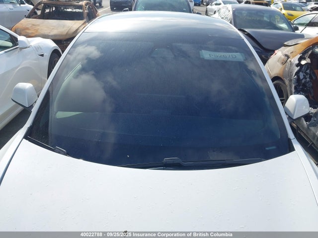 5YJ3E1EA1MF001784 Tesla 2021