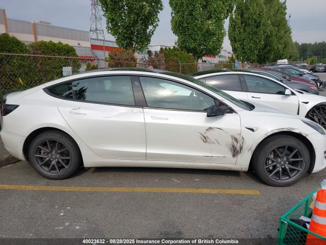 5YJ3E1EAXKF401341 Tesla MODEL 3