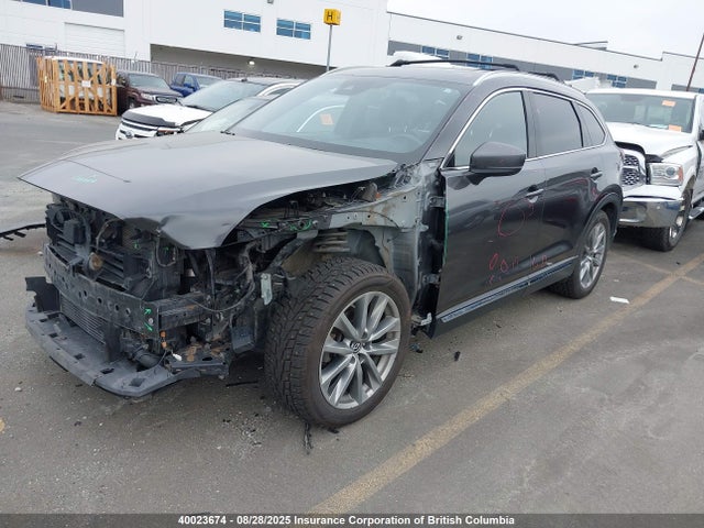 Mazda py turbo 2018 JM3TCBDY6J0227315 Image 2