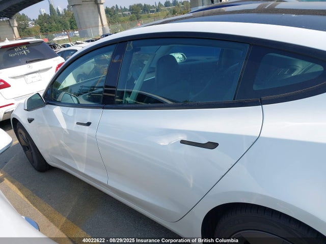 5YJ3E1EA0MF868433 Tesla MODEL 3