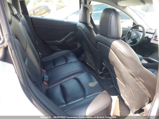 5YJ3E1EA0MF868433 Tesla MODEL 3