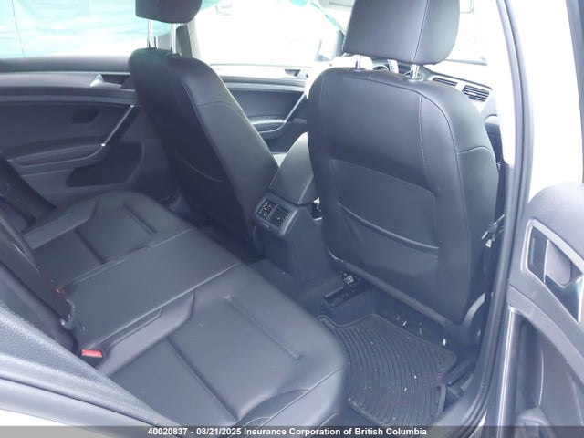 3VW217AU3HM031734 Volkswagen 1.8 tsi