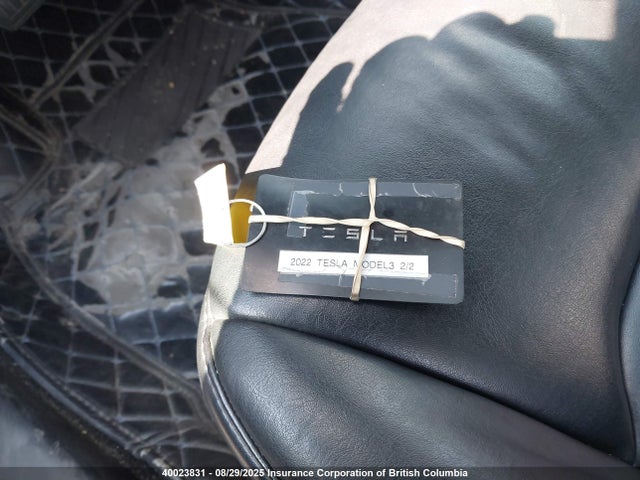 5YJ3E1EA6NF173746 Tesla MODEL 3