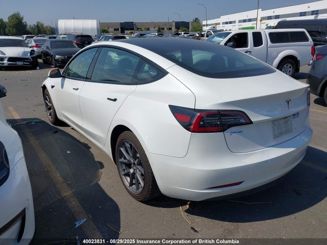5YJ3E1EA6NF173746 Tesla MODEL 3