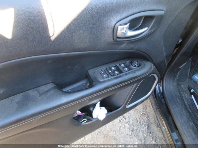 3C4NJCBBXHT636474 Jeep 2017