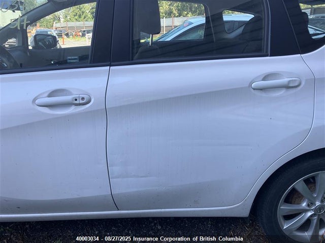 Nissan 2016 2016 3N1CE2CP3GL351472 Image 8