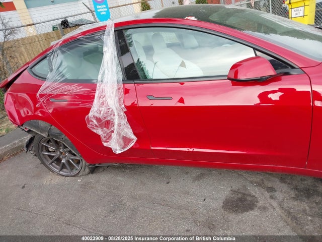 5YJ3E1EA6NF202128 Tesla MODEL 3