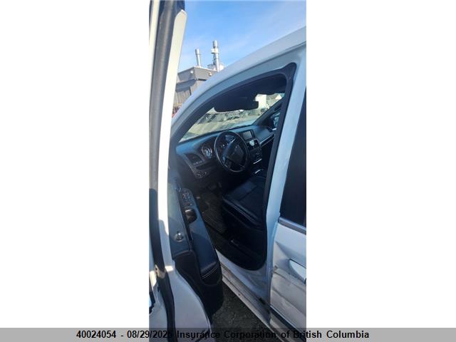 2C4RC1HG0FR561626 Chrysler Town and Country