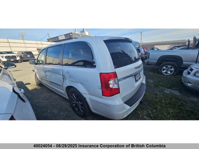 2C4RC1HG0FR561626 Chrysler Town and Country