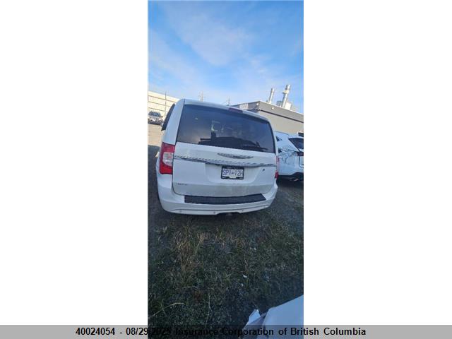 2C4RC1HG0FR561626 Chrysler Town and Country