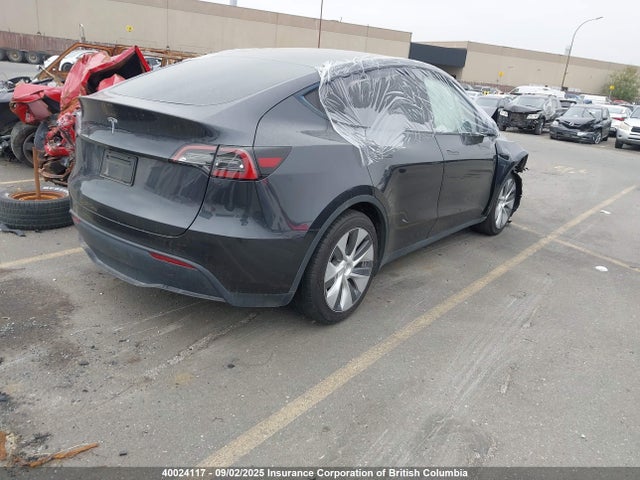 7SAYGDED5RF081855 Tesla Model Y