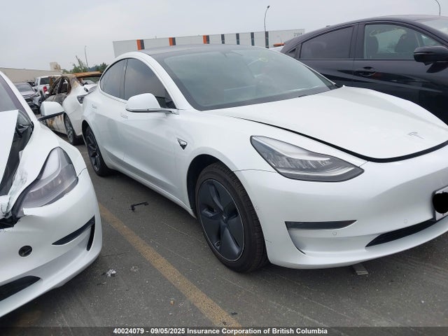 5YJ3E1EA3KF520011 Tesla MODEL 3