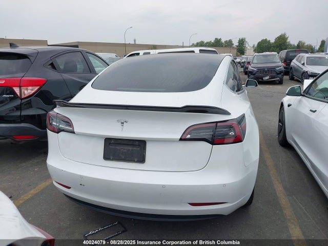 5YJ3E1EA3KF520011 Tesla MODEL 3