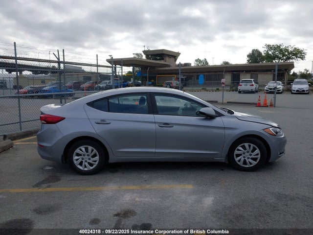 Hyundai 2017 2017 5NPD74LF9HH121130 Image 12