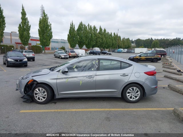 Hyundai 2017 2017 5NPD74LF9HH121130 Image 13