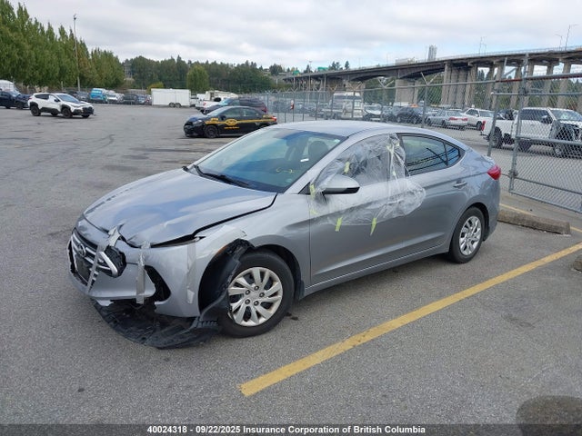 Hyundai 2017 2017 5NPD74LF9HH121130 Image 2