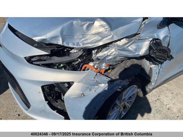 1G1FY6S06P4149818 Chevrolet 2023