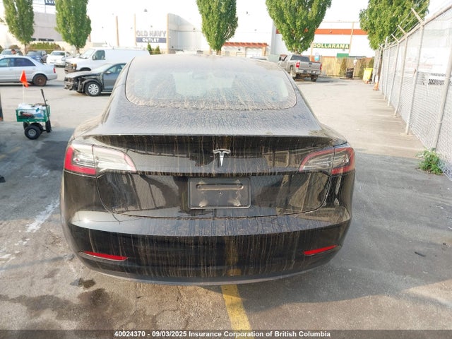 5YJ3E1EA1PF478915 Tesla MODEL 3