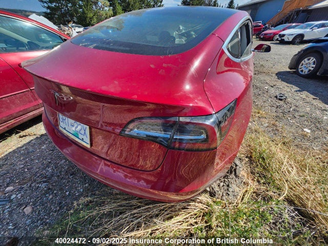 5YJ3E1EB2JF107052 Tesla MODEL 3