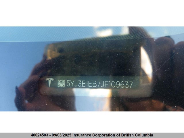 5YJ3E1EB7JF109637 Tesla MODEL 3