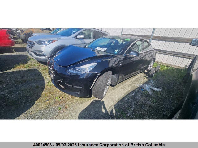 5YJ3E1EB7JF109637 Tesla MODEL 3