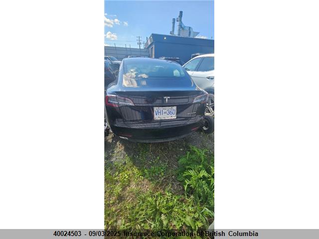 5YJ3E1EB7JF109637 Tesla MODEL 3