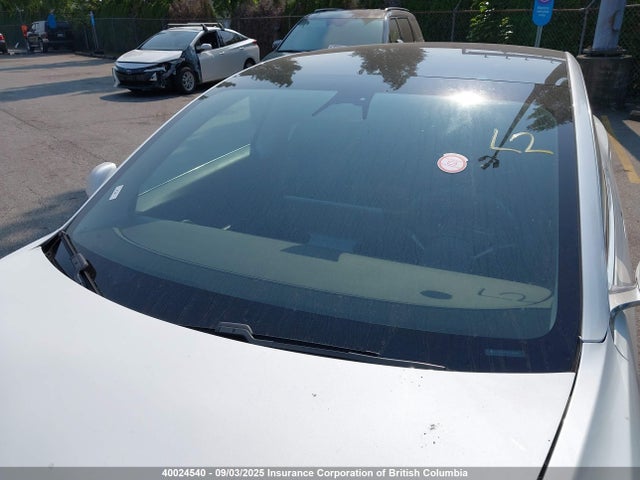 5YJ3E1EA5LF715948 Tesla MODEL 3
