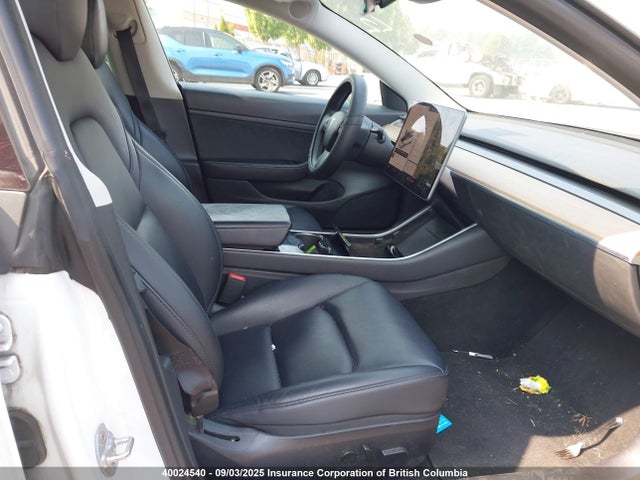 5YJ3E1EA5LF715948 Tesla MODEL 3