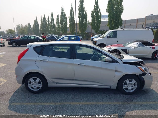 Hyundai 2017 2017 KMHCT5AE5HU305926 Image 13