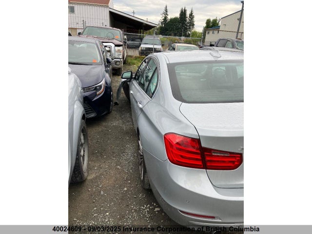 WBA3D5C55EKX95500 BMW 328D