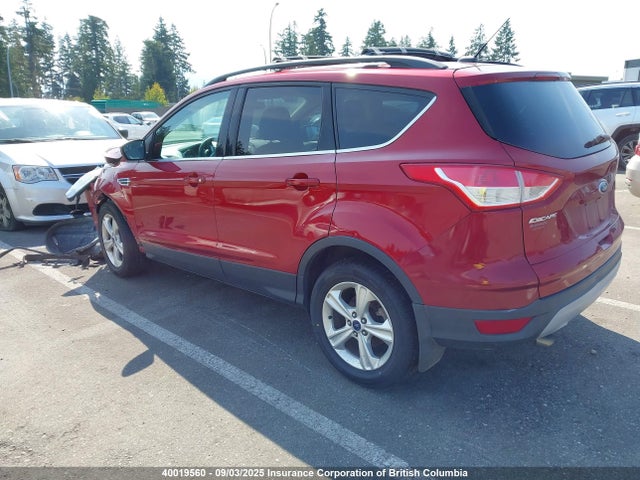 1FMCU0GX9FUA96258 Ford 2015