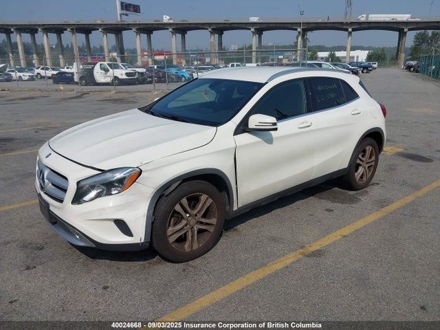 WDCTG4GB1FJ115095 Mercedes-Benz GLA-Class