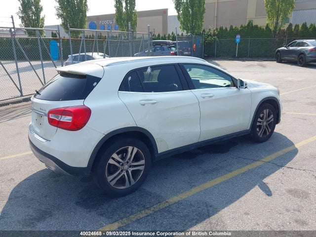 WDCTG4GB1FJ115095 Mercedes-Benz GLA-Class