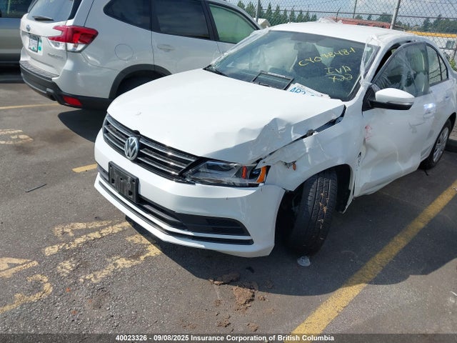 3VW2K7AJ8FM280899 Volkswagen 2015